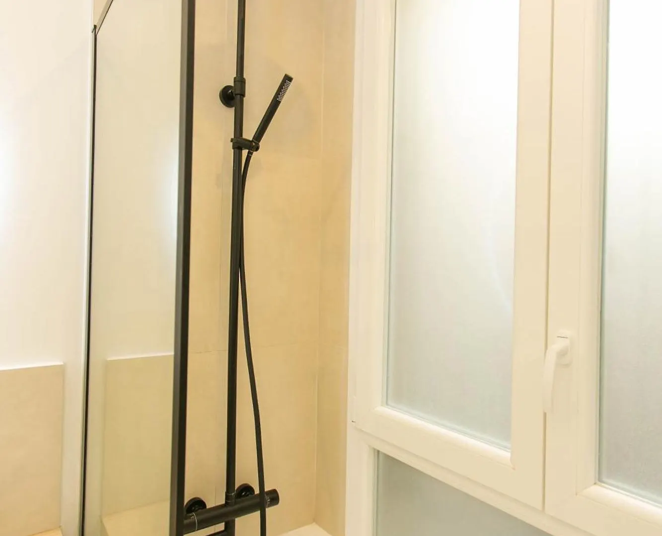 Haussmann - 2Br Near Champs-Elysees - Cityapartmentstay Parijs