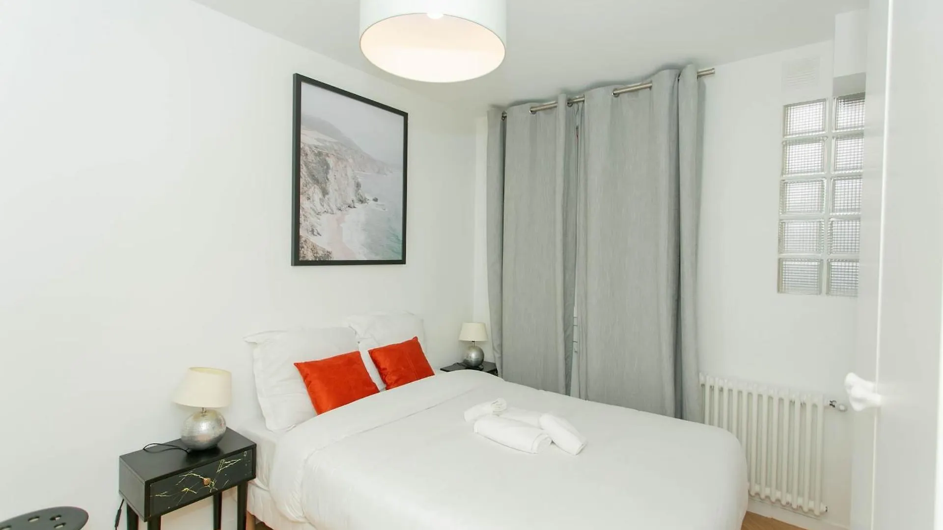 Appartement Haussmann - 2Br Near Champs-Elysees - Cityapartmentstay Parijs